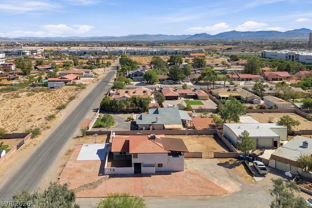 3731 Moberly, Las Vegas, NV 89139