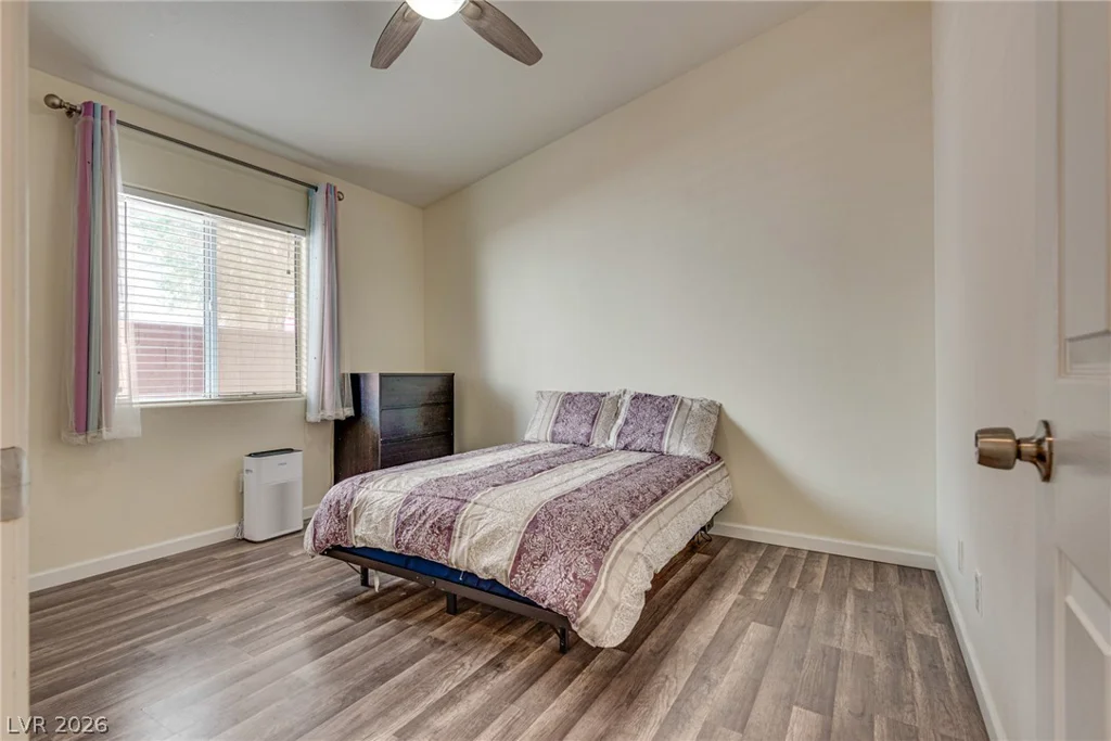 7229 Chic, Las Vegas, NV 89129