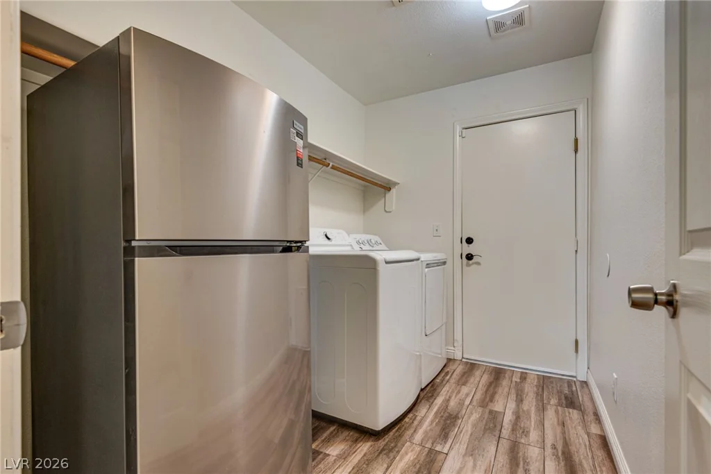 7229 Chic, Las Vegas, NV 89129