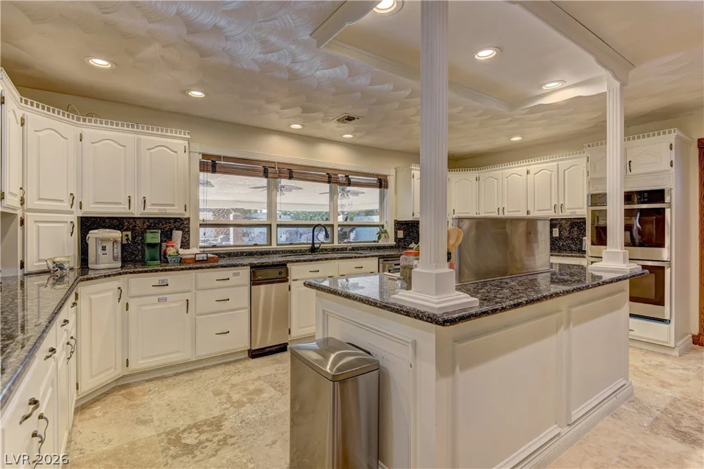 3380 Camino Gardens, Las Vegas, NV 89146
