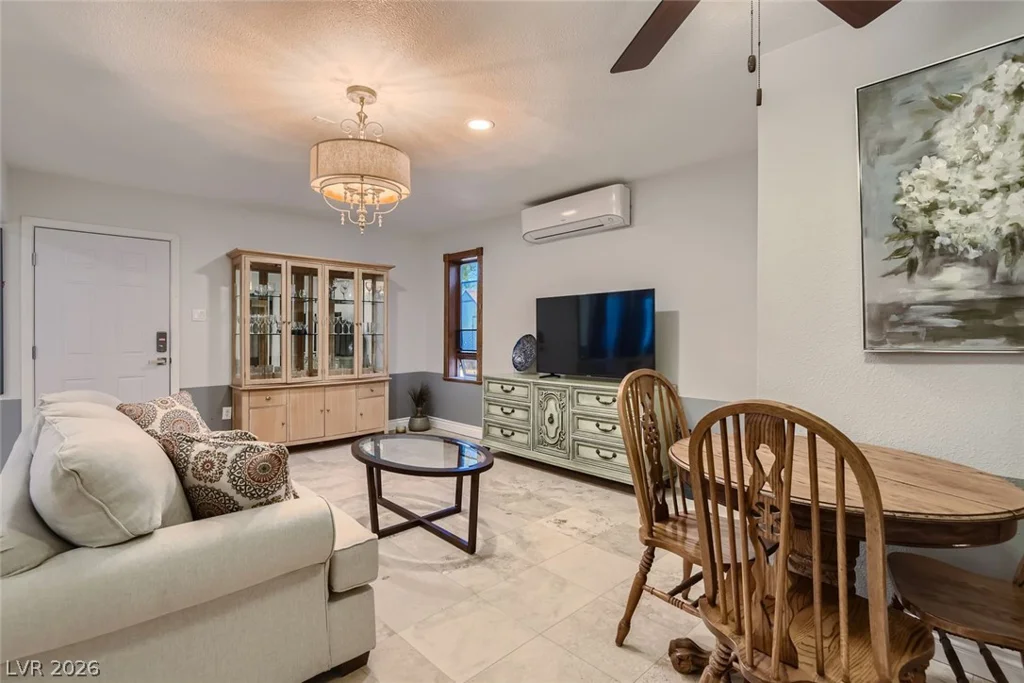 3380 Camino Gardens, Las Vegas, NV 89146