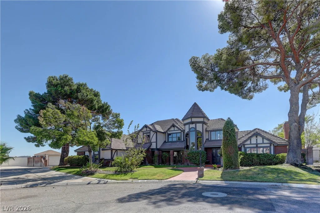 3380 Camino Gardens, Las Vegas, NV 89146