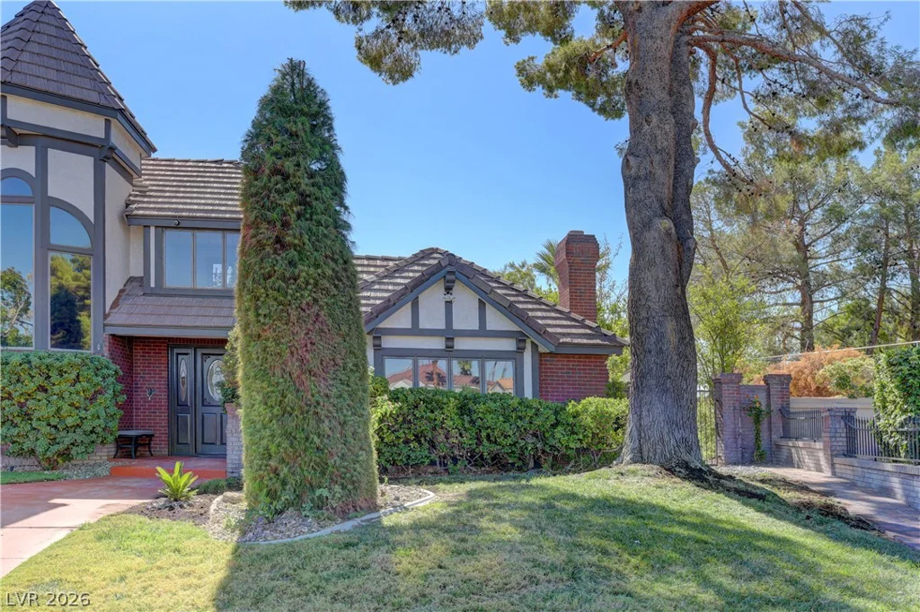 3380 Camino Gardens, Las Vegas, NV 89146