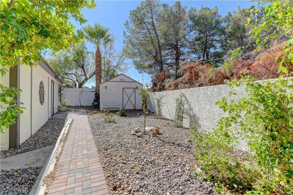 3380 Camino Gardens, Las Vegas, NV 89146