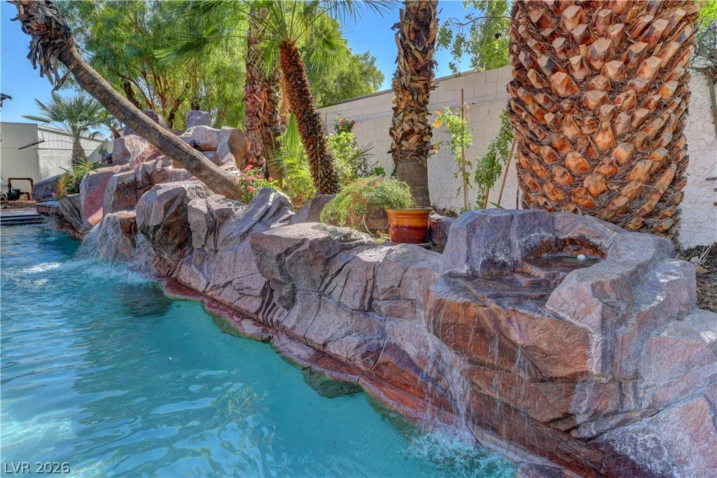 3380 Camino Gardens, Las Vegas, NV 89146
