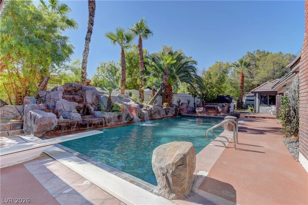 3380 Camino Gardens, Las Vegas, NV 89146