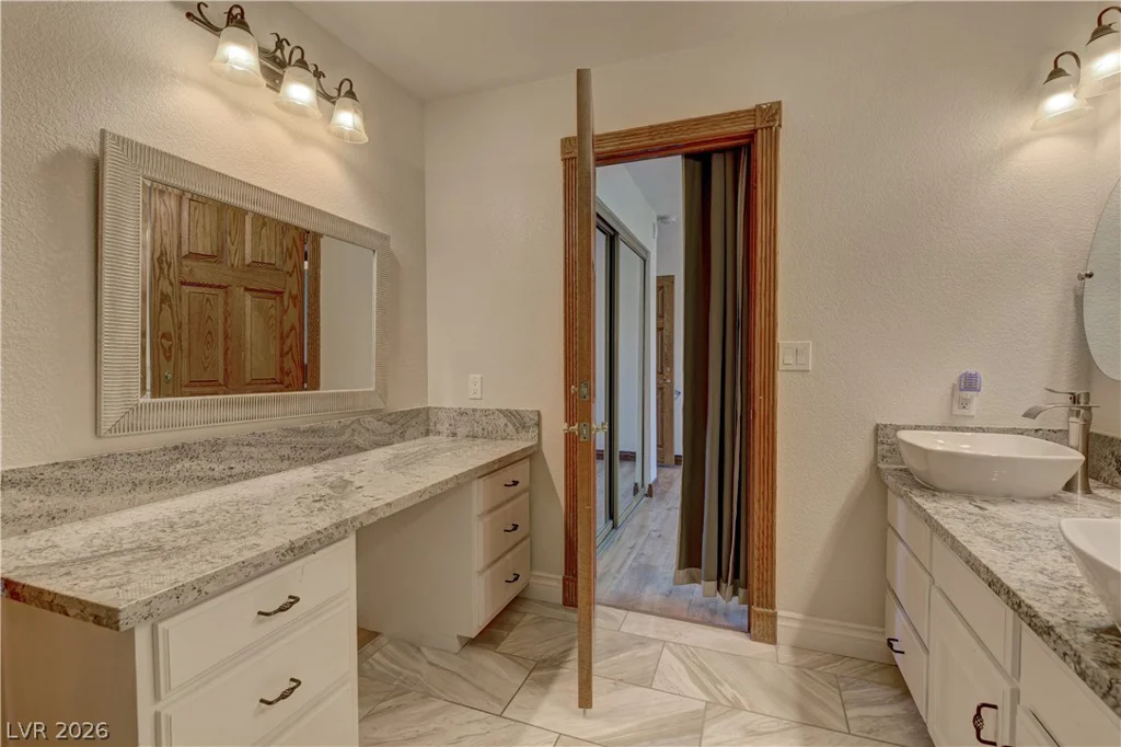 3380 Camino Gardens, Las Vegas, NV 89146