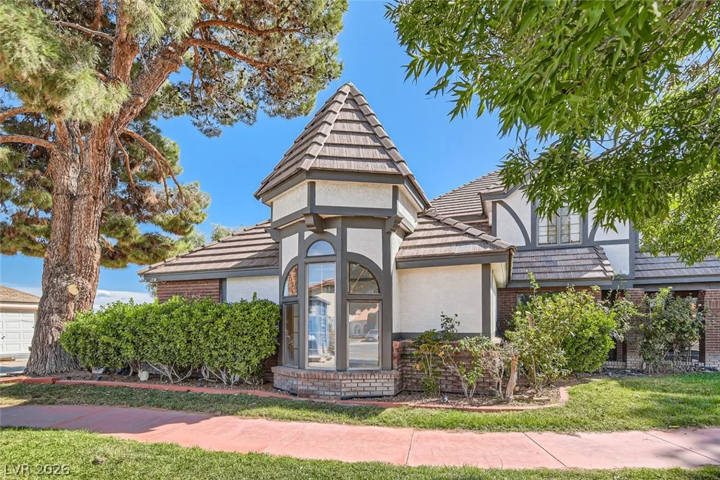 3380 Camino Gardens, Las Vegas, NV 89146