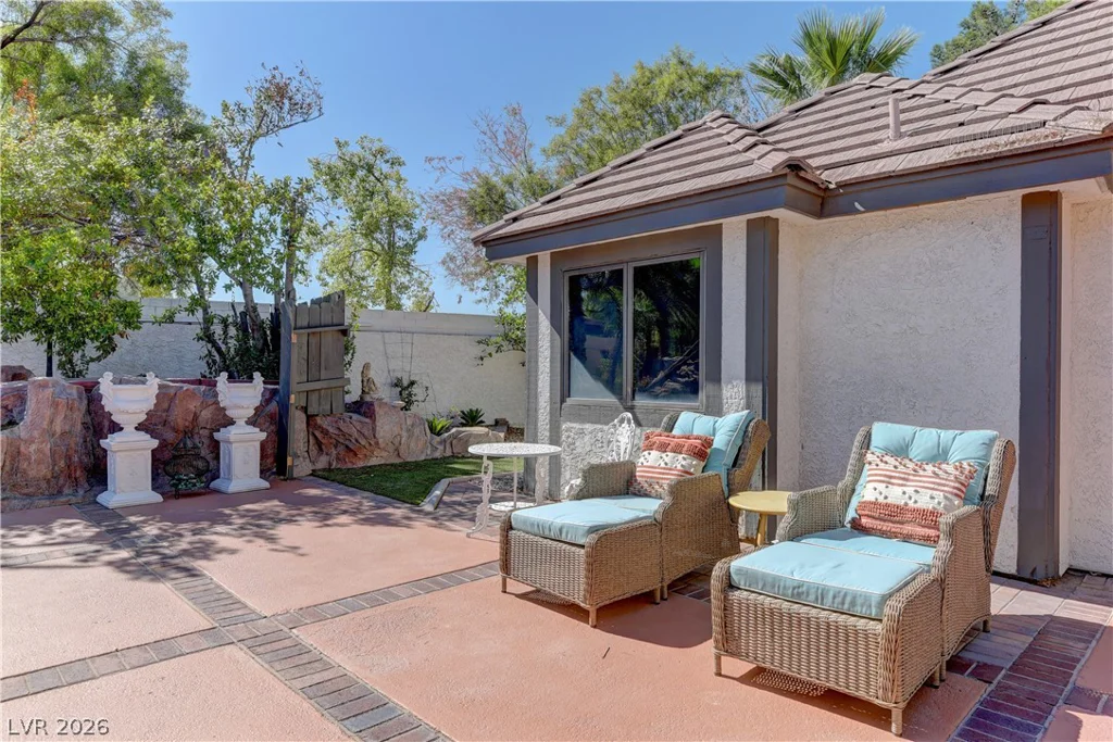 3380 Camino Gardens, Las Vegas, NV 89146