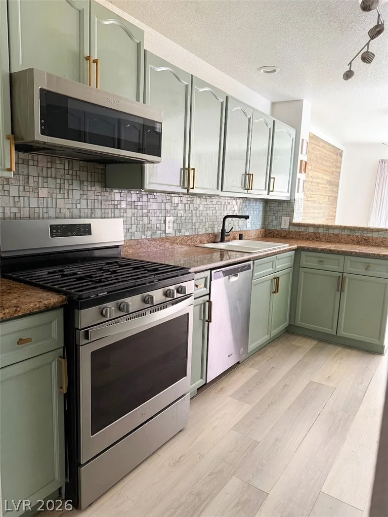 2608 Twin Pines, Henderson, NV 89074