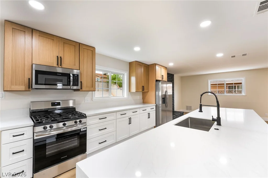 216 Bengal, Las Vegas, NV 89145