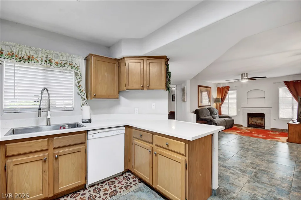 4555 Sahara, Las Vegas, NV 89104