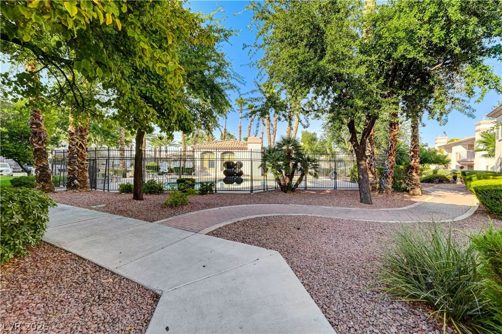 4555 Sahara, Las Vegas, NV 89104