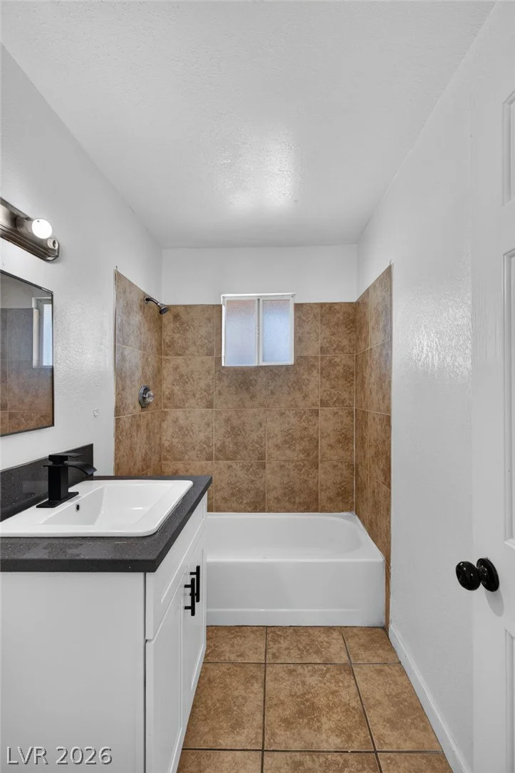 405 15th, Las Vegas, NV 89101