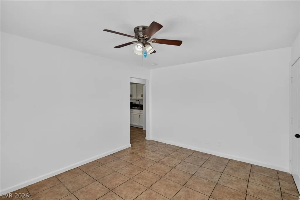 405 15th, Las Vegas, NV 89101