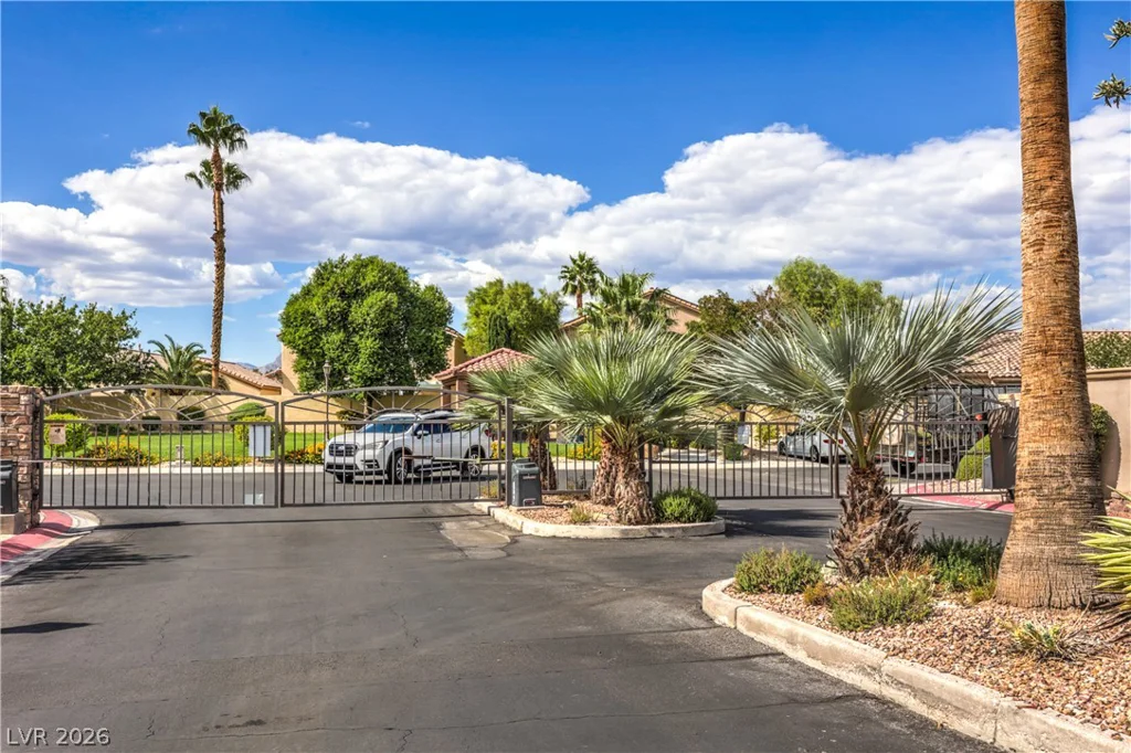 3432 Coconino, Las Vegas, NV 89129