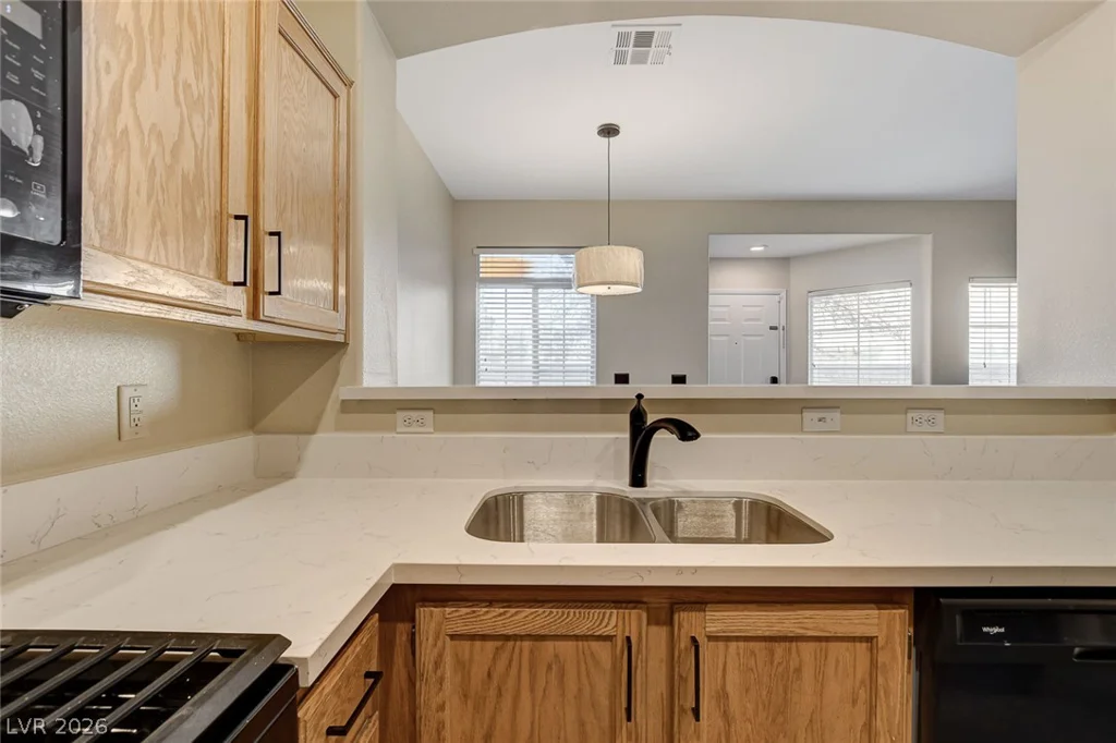 1302 Dusty Creek, Las Vegas, NV 89128