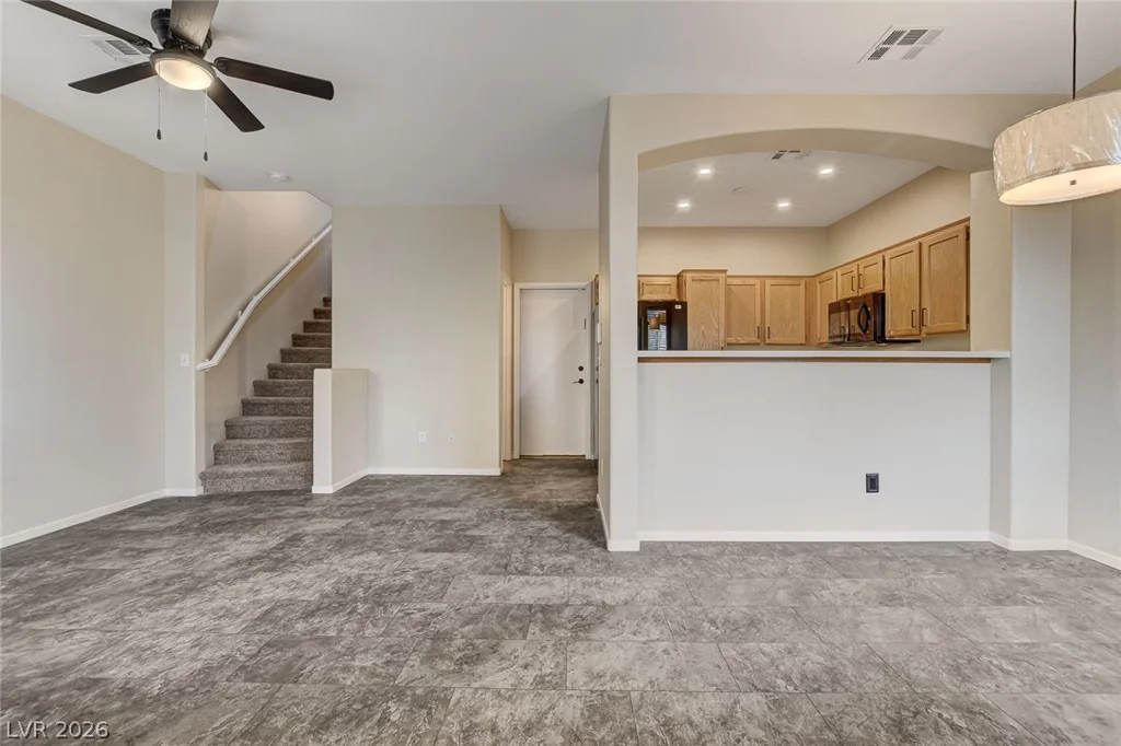 1302 Dusty Creek, Las Vegas, NV 89128