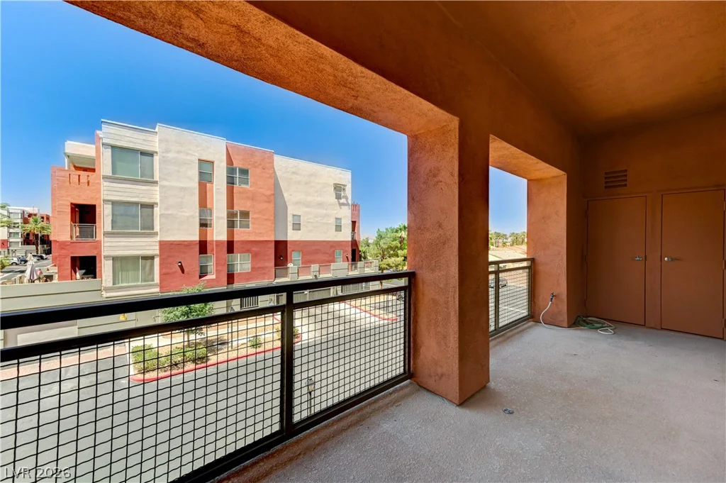 75 Agate, Las Vegas, NV 89123