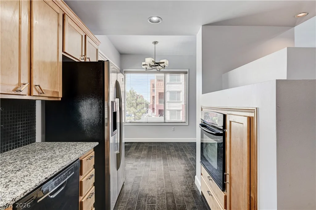 75 Agate, Las Vegas, NV 89123