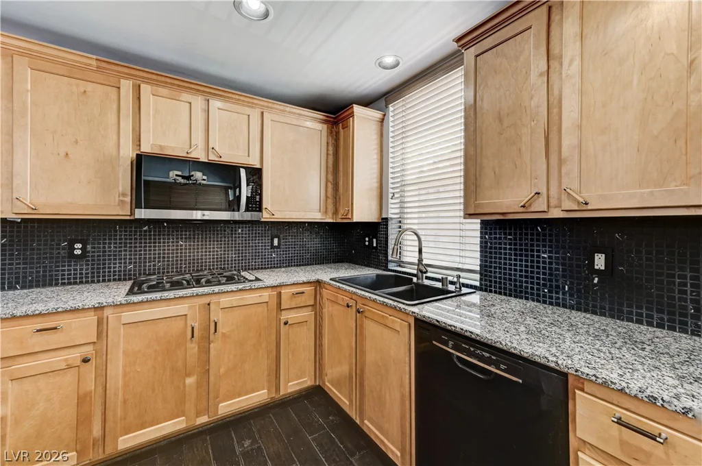 75 Agate, Las Vegas, NV 89123