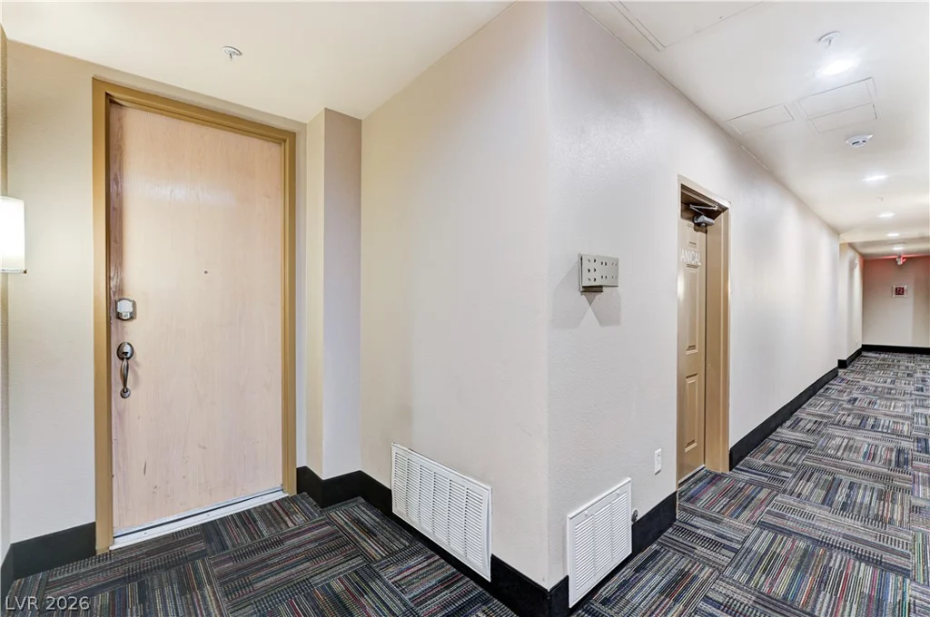 75 Agate, Las Vegas, NV 89123