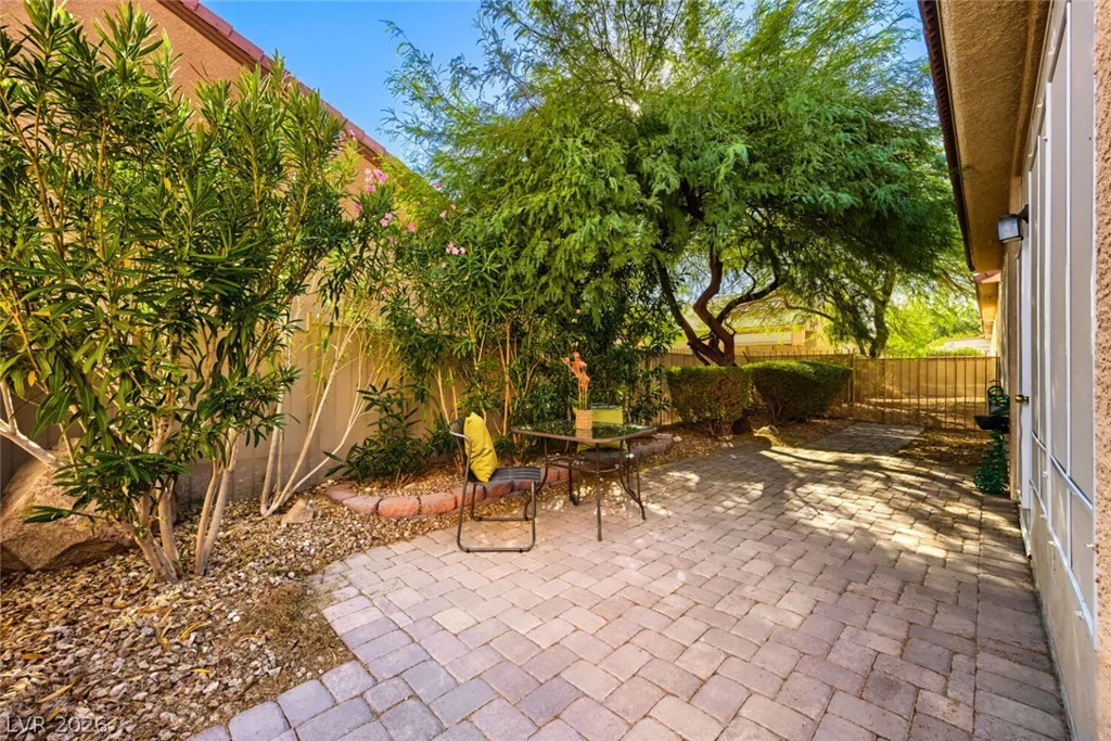 2817 Ground Robin, North Las Vegas, NV 89084