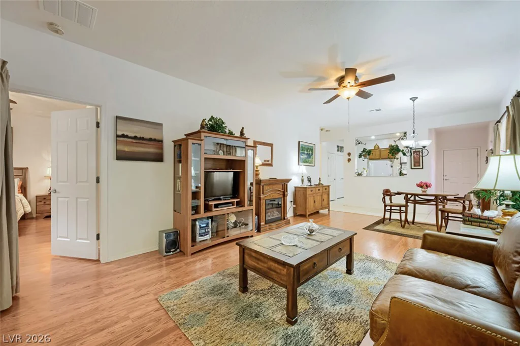 2817 Ground Robin, North Las Vegas, NV 89084