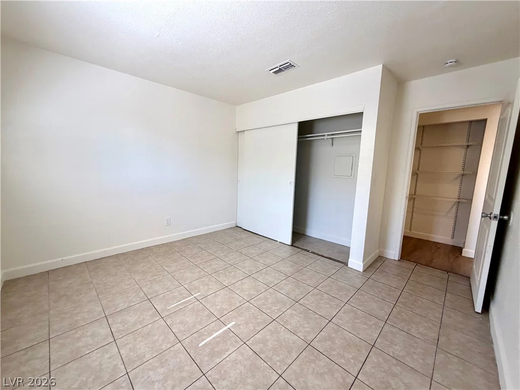 1521 Cobb, Las Vegas, NV 89101