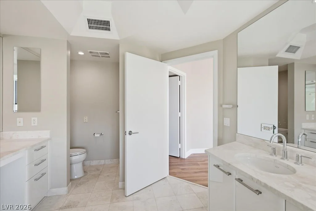 222 Karen, Las Vegas, NV 89109