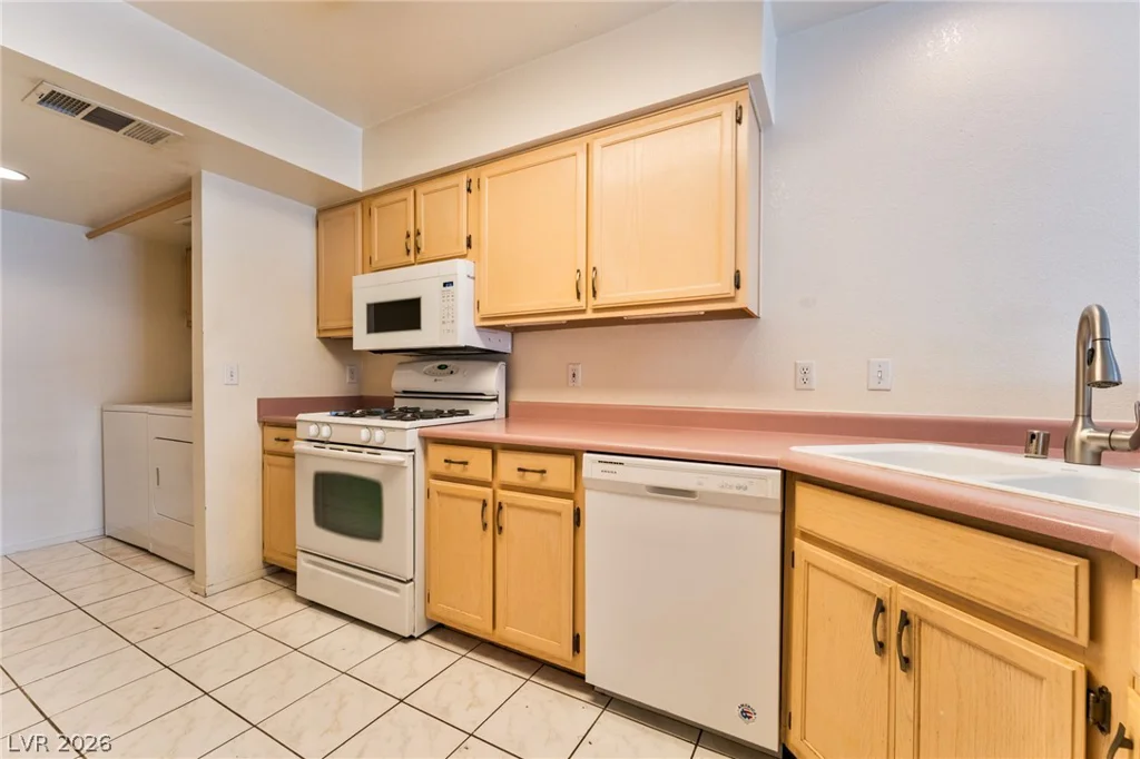 2841 Floral Peak, Henderson, NV 89074