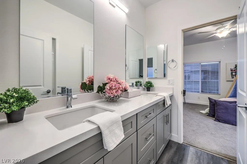 1192 Blossom Point, Las Vegas, NV 89135