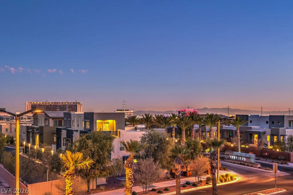 1192 Blossom Point, Las Vegas, NV 89135