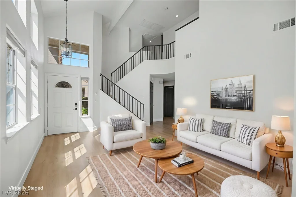 1828 Derbyshire, Las Vegas, NV 89117