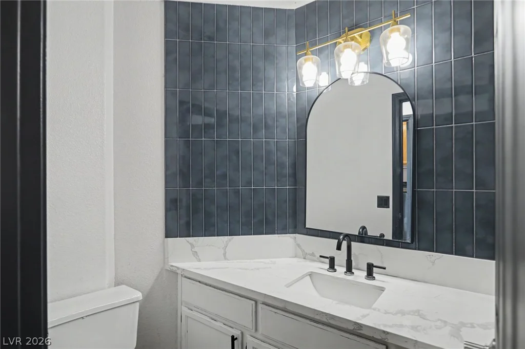 1828 Derbyshire, Las Vegas, NV 89117