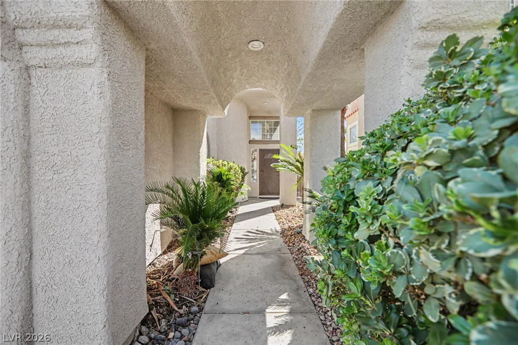 1828 Derbyshire, Las Vegas, NV 89117