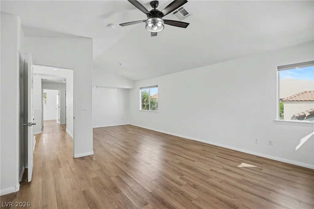1828 Derbyshire, Las Vegas, NV 89117