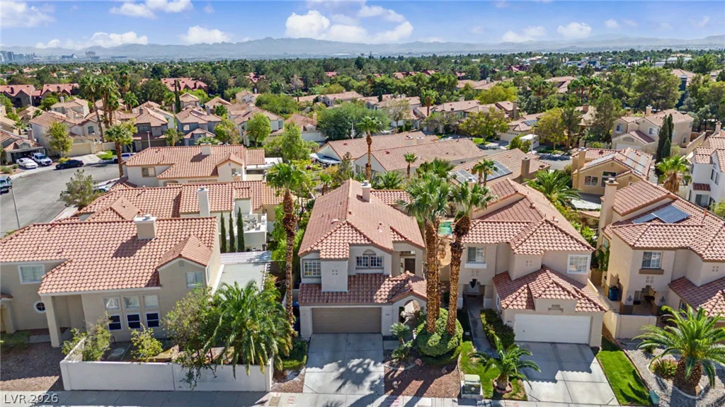 1828 Derbyshire, Las Vegas, NV 89117