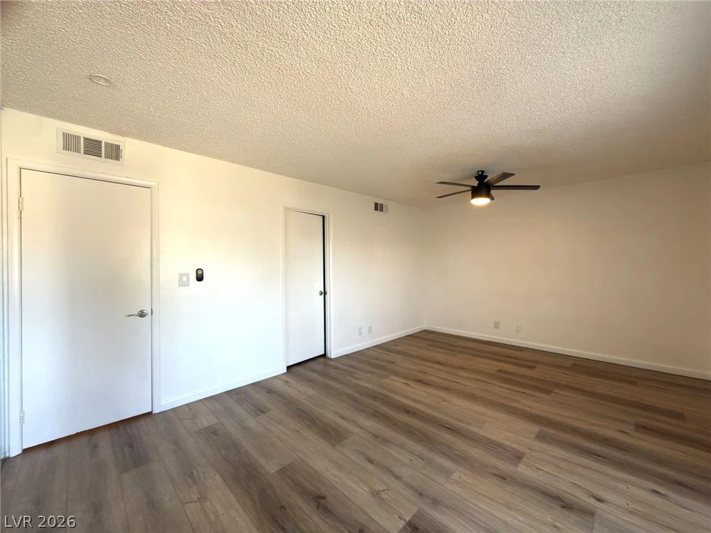 3270 Liahona, Las Vegas, NV 89121