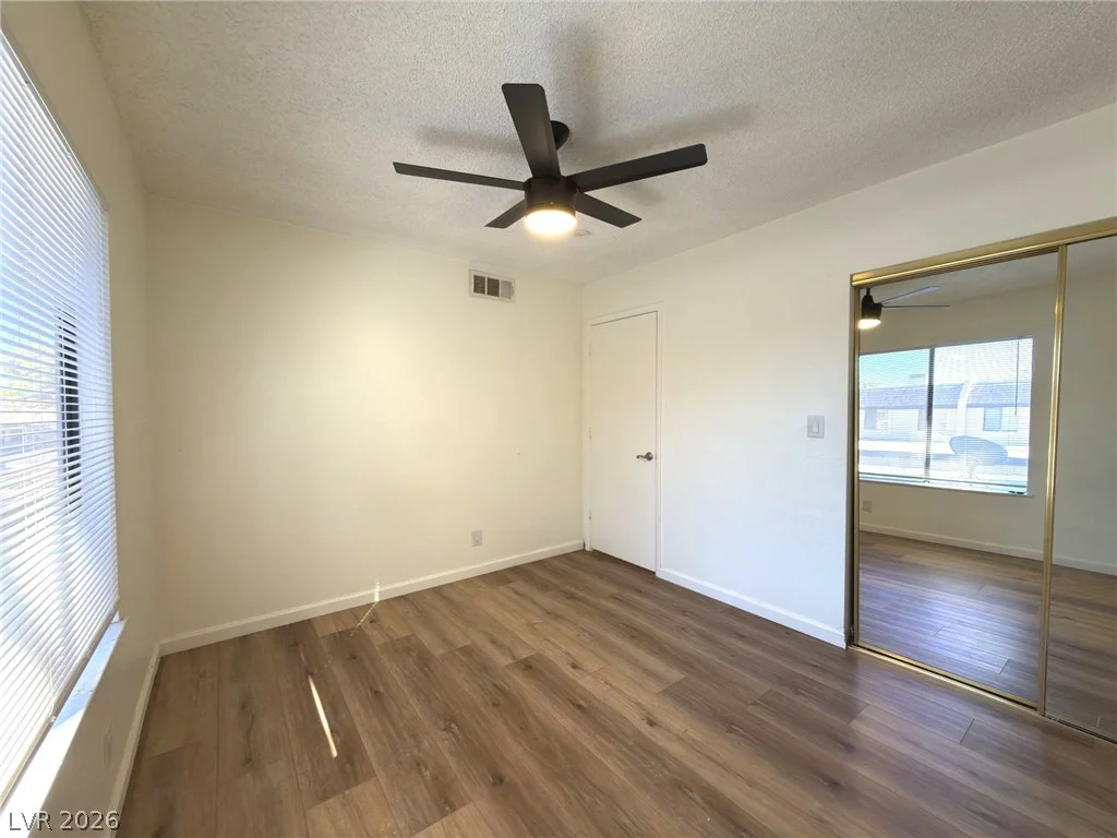 3270 Liahona, Las Vegas, NV 89121