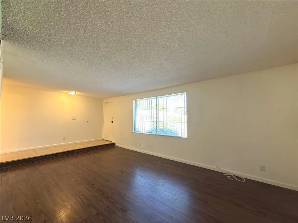 3270 Liahona, Las Vegas, NV 89121