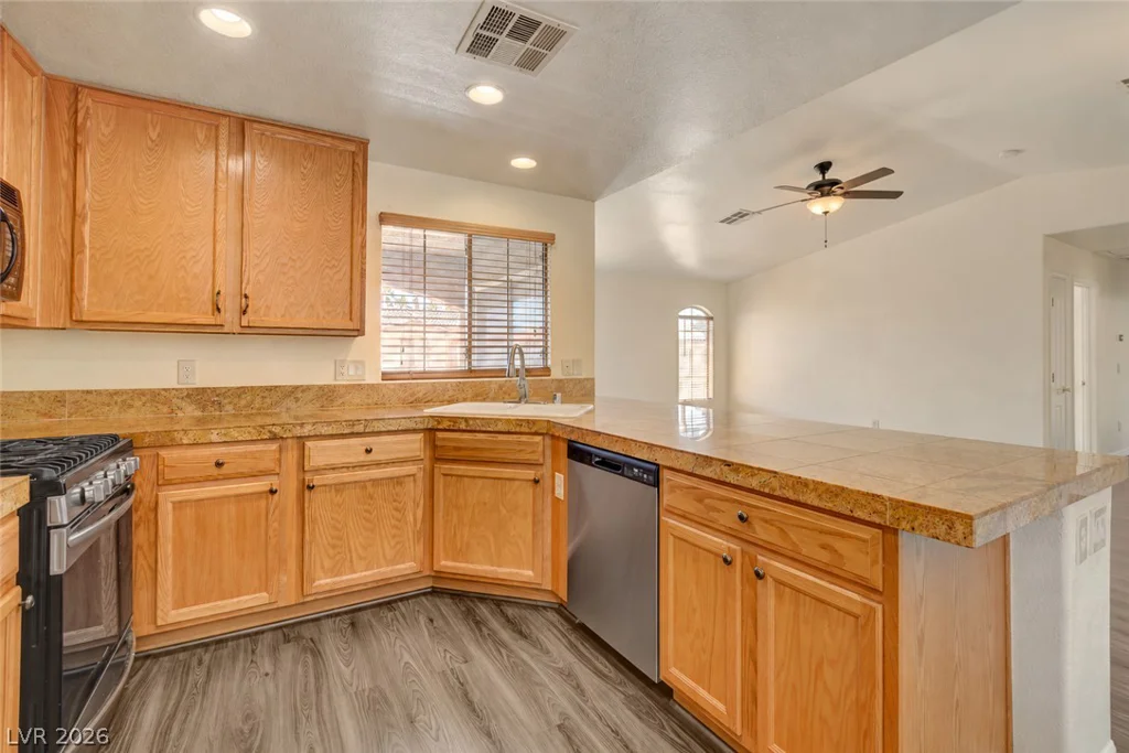 7290 Sheared Cliff, Las Vegas, NV 89149