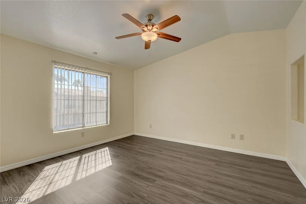 7290 Sheared Cliff, Las Vegas, NV 89149