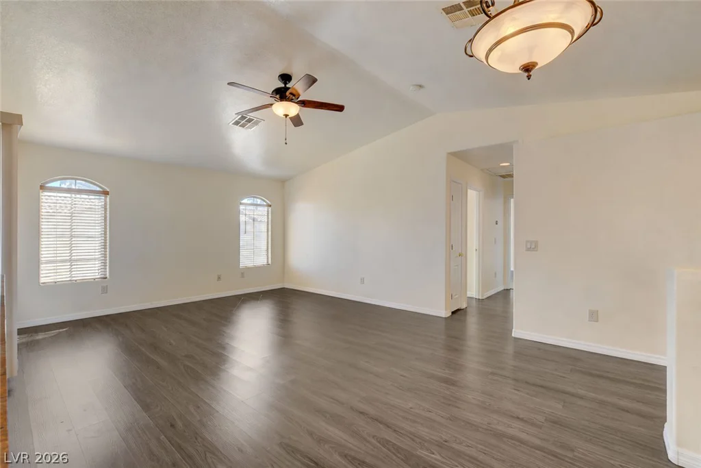 7290 Sheared Cliff, Las Vegas, NV 89149