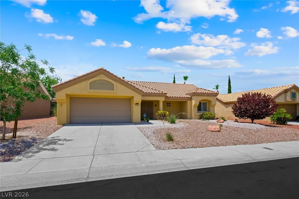 2517 Desert Sands, Las Vegas, NV 89134