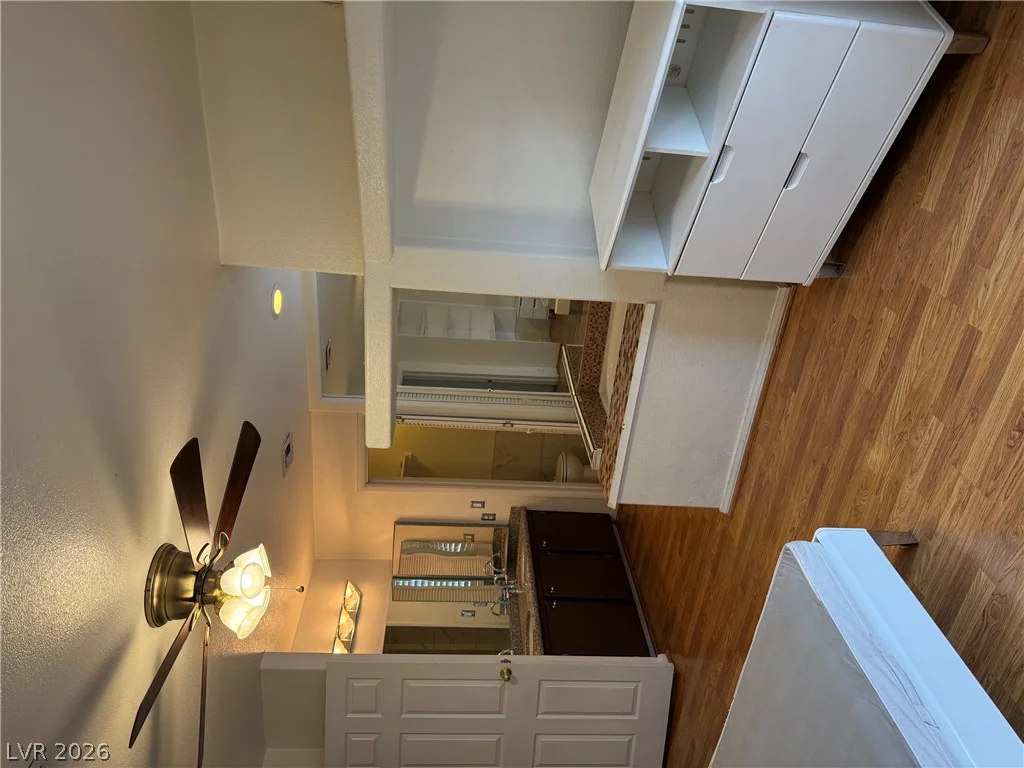4925 Calle Del Oya, Las Vegas, NV 89120