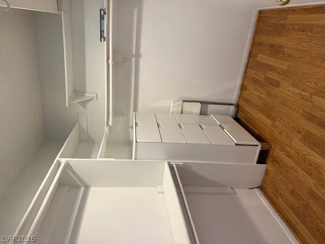 4925 Calle Del Oya, Las Vegas, NV 89120