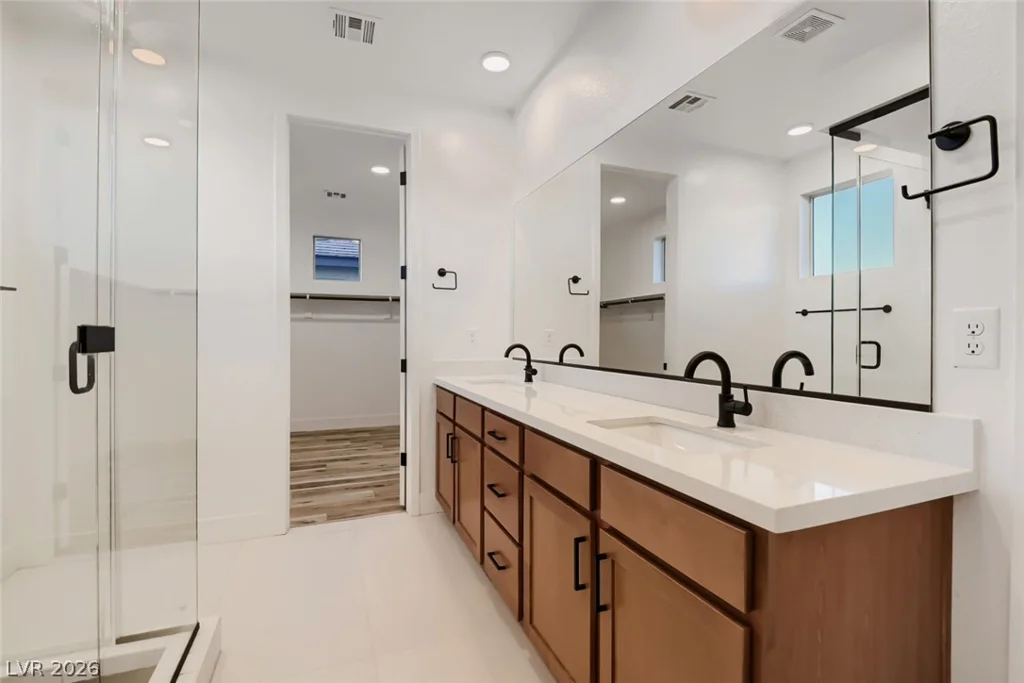 6276 Redstone Hills, Las Vegas, NV 89148