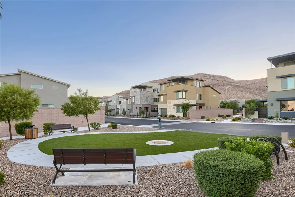 6276 Redstone Hills, Las Vegas, NV 89148