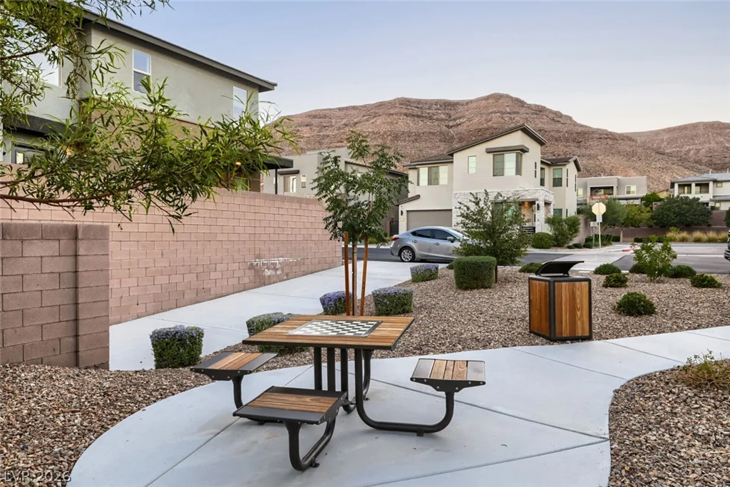 6276 Redstone Hills, Las Vegas, NV 89148